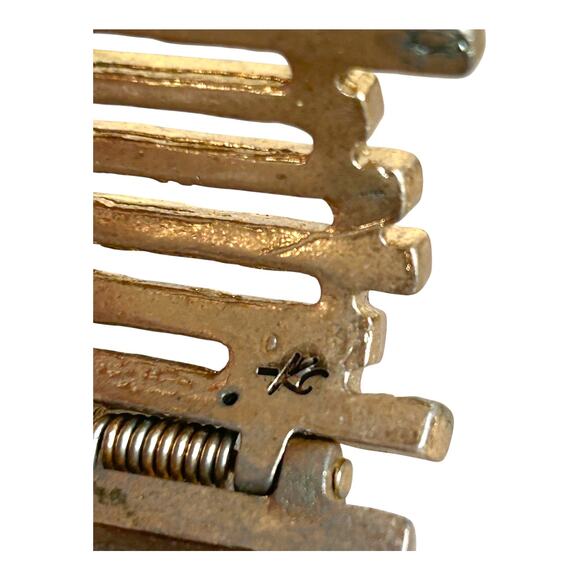 Kenneth Cole Picket Fence Gold Tone Chunky Hinge Bangle Magnetic Clasp Bracelet - Picture 4 of 7